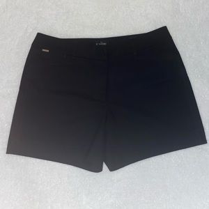 WHBM Classy Black 5” Shorts